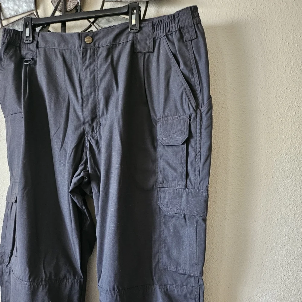 5.11 Tactical Series Cargo Gray Pants Mens 40x36 Gray RN 109614 CA04719.